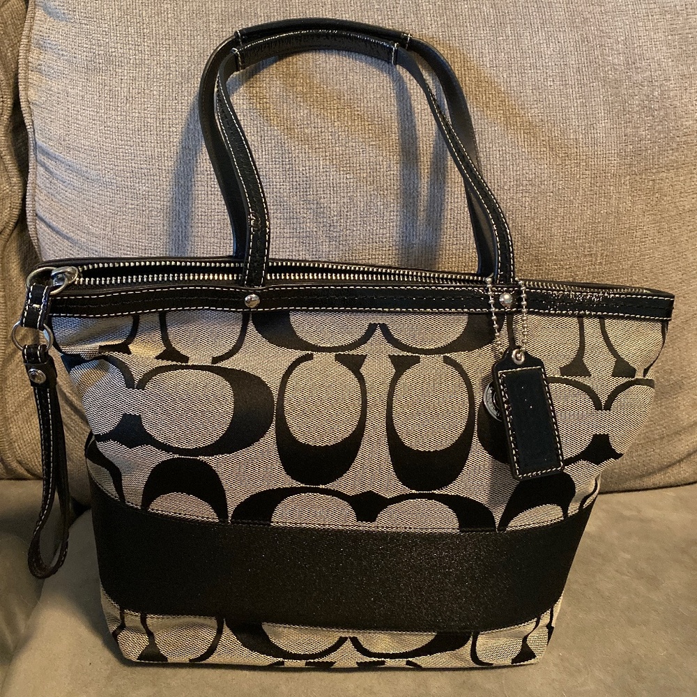 Coach Signature Canvas Shoulder Bag / Checkbook Wallet